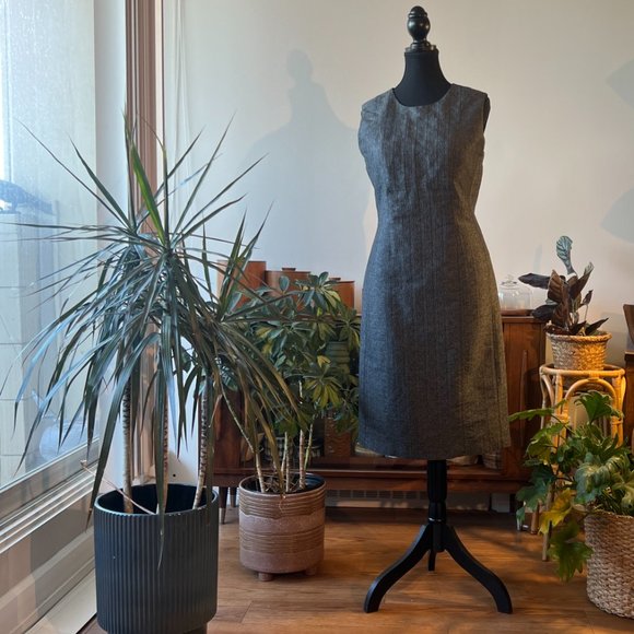 Comrags fitted sleeveless black and silver dress, size M - Picture 1 of 5